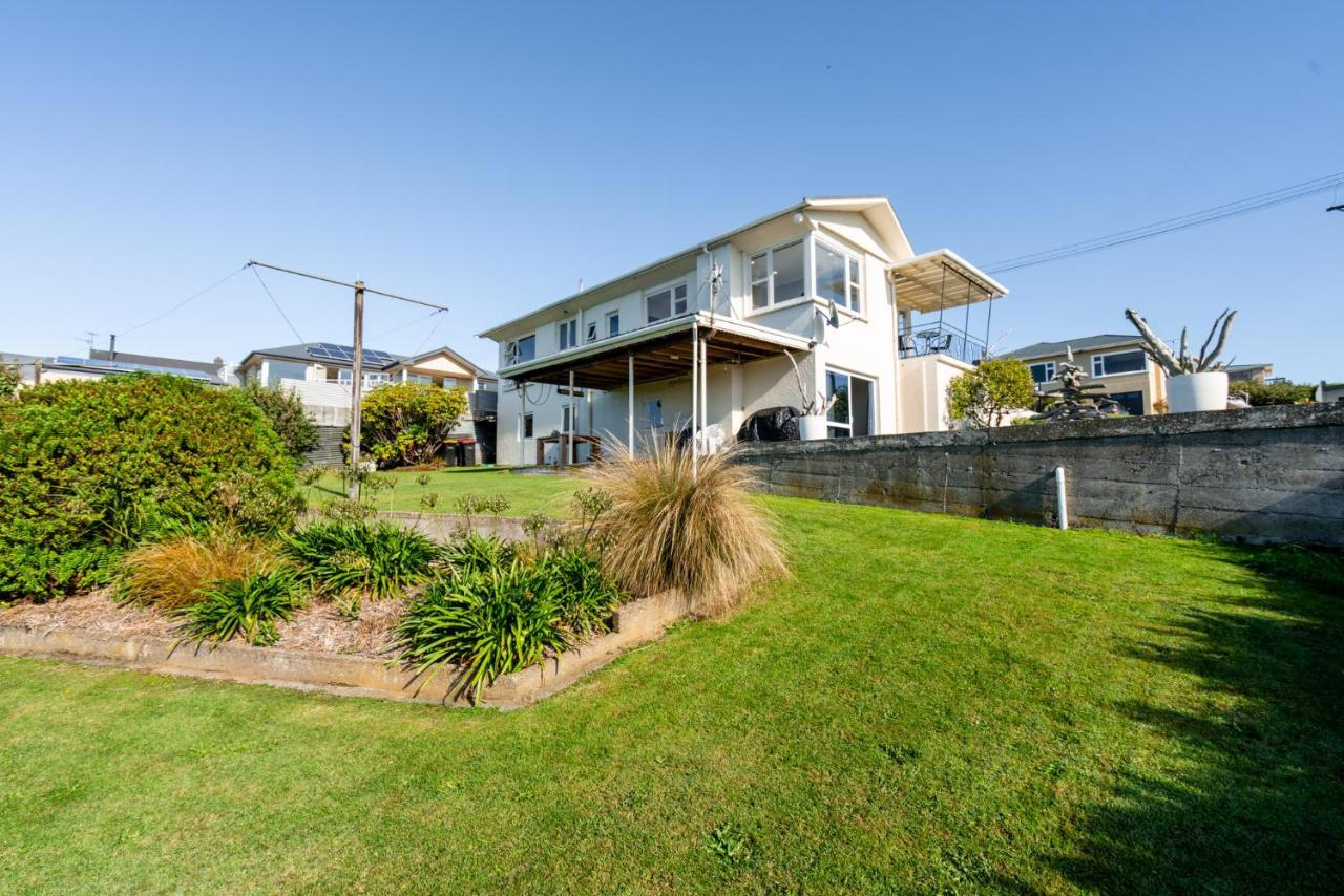 Riverton Views Exterior photo